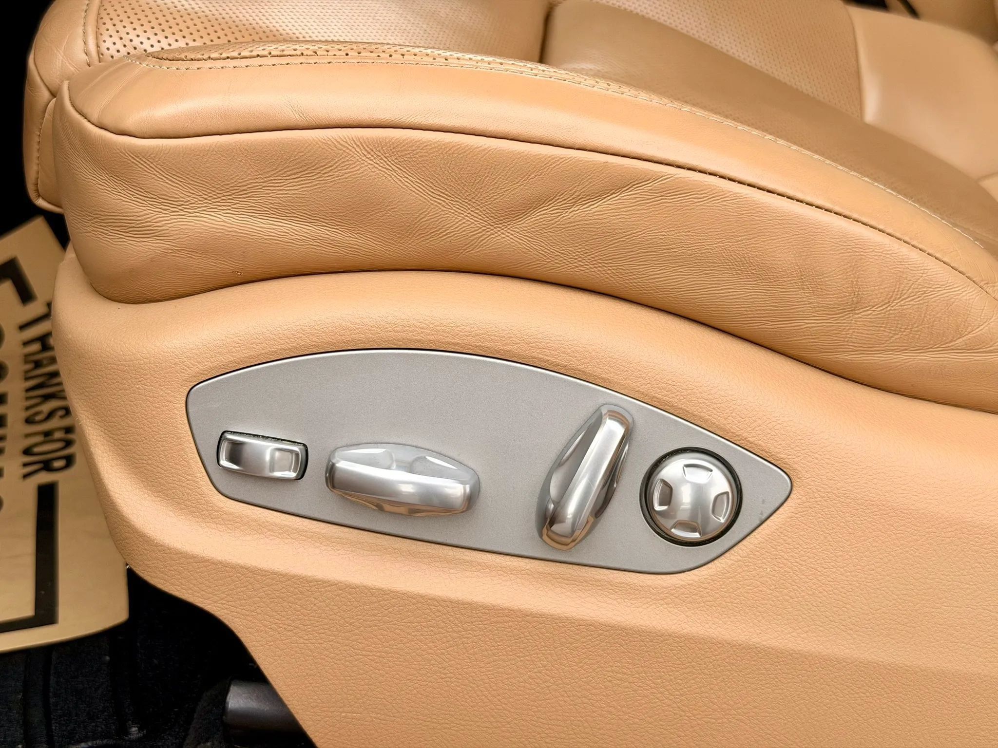 Used 2018 Porsche Macan Sport Edition AWD/4WD image 44