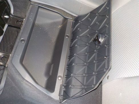 Used 2015 Toyota Tacoma 4x4 Double Cab w/ TRD Off-Road Package image 31