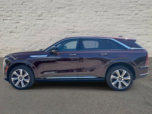 New 2025 Cadillac Escalade IQ Luxury 1 AWD/4WD image 2
