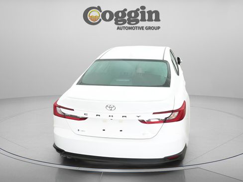 New 2026 Toyota Camry SE FWD image 14