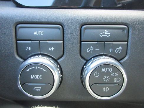 New 2026 GMC Sierra 1500 Elevation AWD/4WD image 18