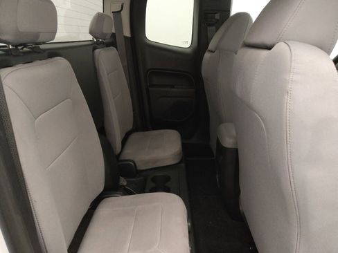 Used 2016 GMC Canyon 4x4 Extended Cab w/ Convenience Package image 19