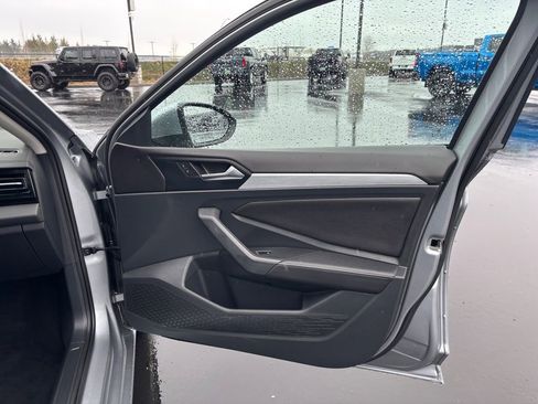 Used 2025 Volkswagen Jetta S image 26