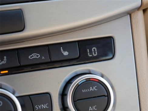 Used 2013 Volkswagen CC Lux image 31