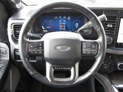 Used 2024 Ford F450 Platinum w/ FX4 Off-Road Package image 28