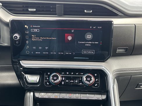 Used 2024 GMC Sierra 2500 Denali w/ Denali Reserve Package AWD/4WD image 21