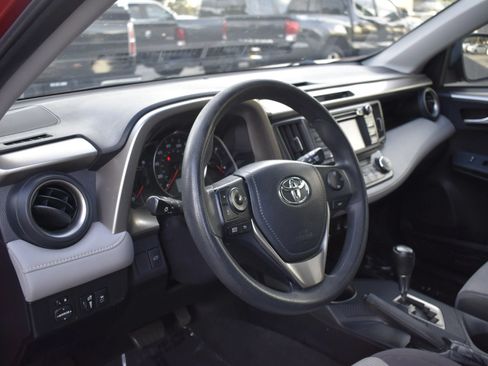 Used 2015 Toyota RAV4 XLE FWD image 14