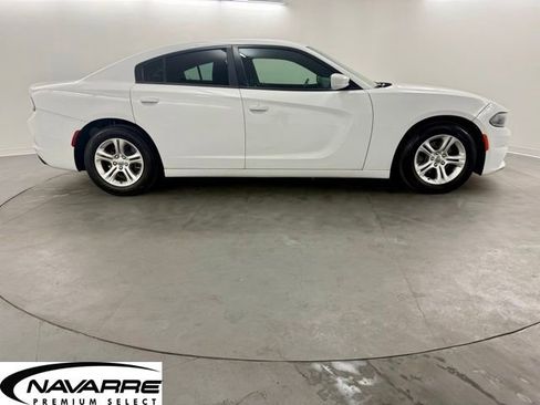 Used 2020 Dodge Charger SXT image 9