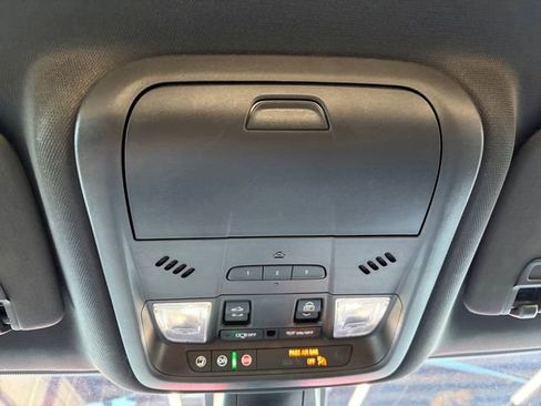 Certified 2023 Chevrolet Blazer RS w/ Driver Confidence II Package image 12