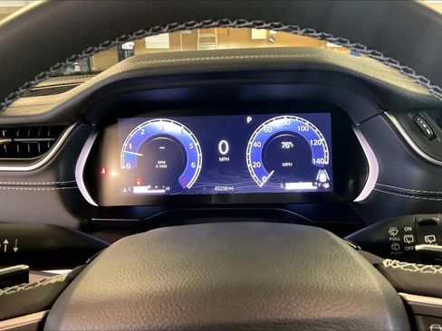 Used 2023 Jeep Grand Cherokee L Limited w/ Luxury Tech Group II AWD/4WD image 23