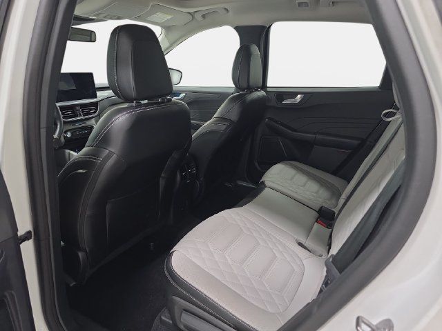 Certified 2023 Ford Escape SE w/ PHEV Premium Package FWD image 10