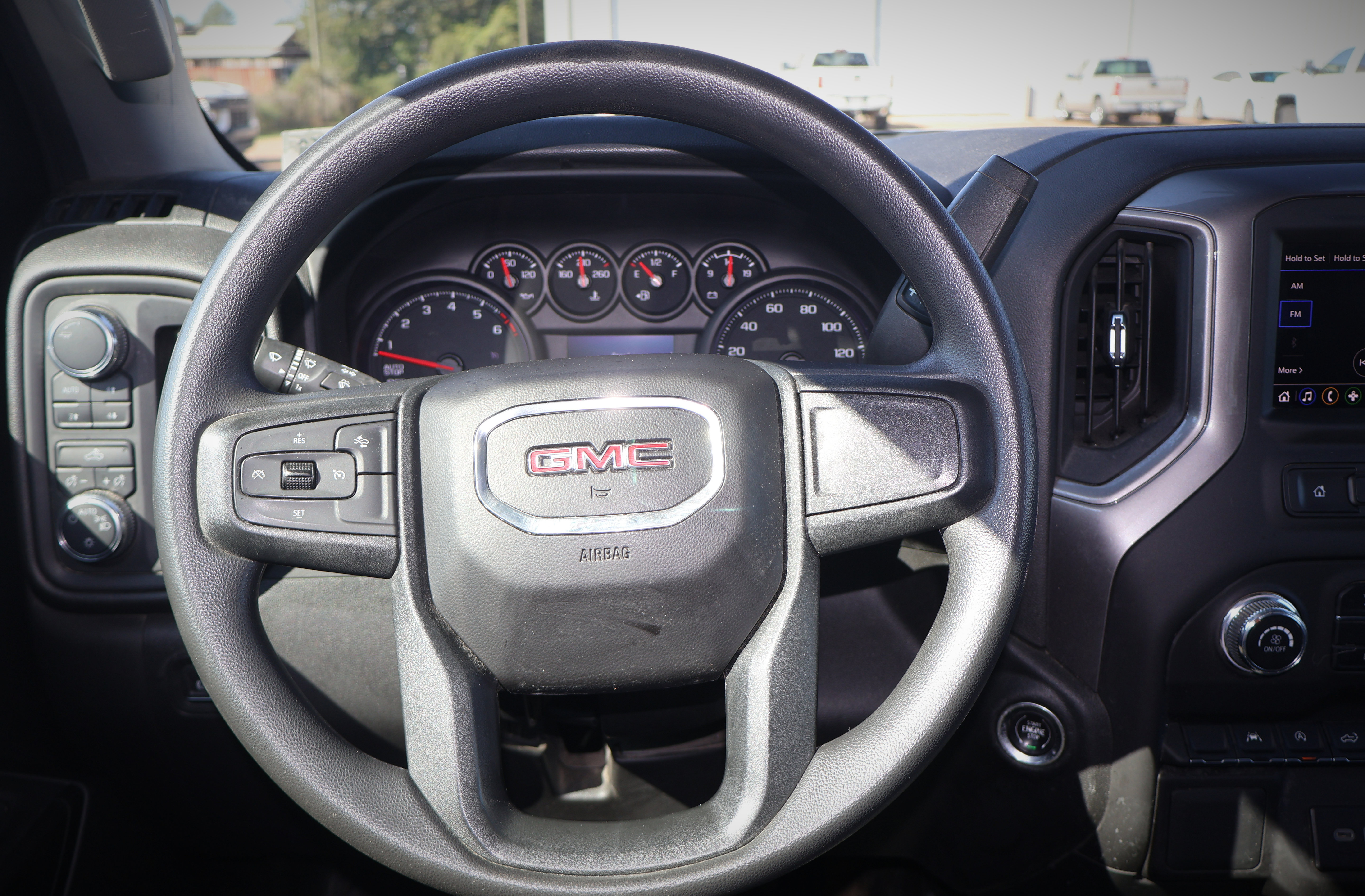 Used 2024 GMC Sierra 1500 Pro AWD/4WD image 13