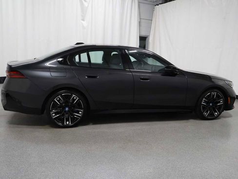 Used 2025 BMW i5 M60 w/ Premium Package AWD/4WD image 10