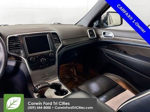 Used 2015 Jeep Grand Cherokee Overland AWD/4WD image 27