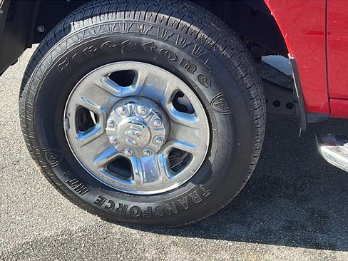 Used 2024 RAM 2500 Big Horn w/ Bed Utility Group image 12