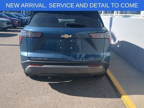 Used 2025 Chevrolet Equinox LT AWD/4WD image 5