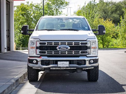 Used 2023 Ford F350 XLT w/ FX4 Off-Road Package AWD/4WD image 9