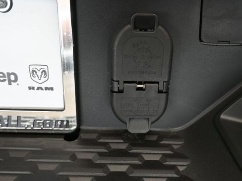 New 2026 RAM 1500 Laramie image 33