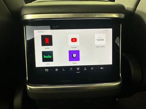 Used 2022 Tesla Model X Base image 26