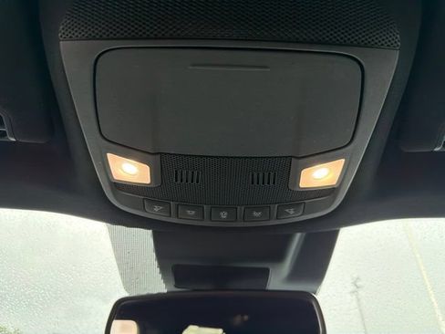 Used 2021 Ford Expedition XLT AWD/4WD image 25