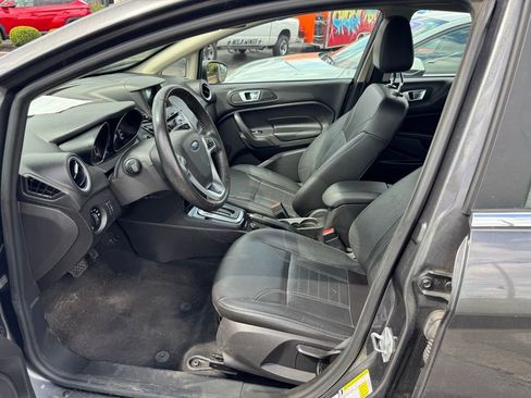 Used 2018 Ford Fiesta Titanium image 9