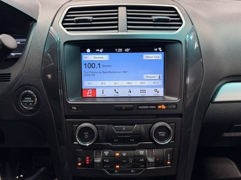 Used 2017 Ford Explorer XLT w/ Equipment Group 202A image 39