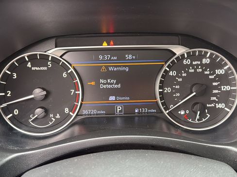 Certified 2021 Nissan Altima 2.5 SR w/ SR Premium Package FWD image 8