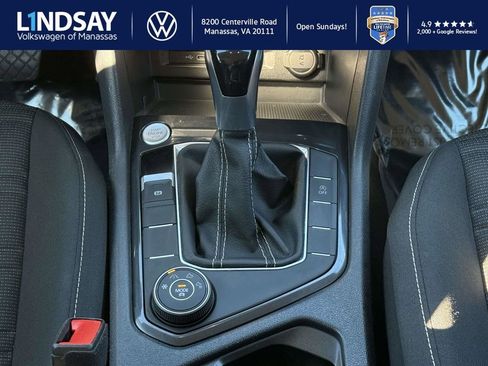 Used 2022 Volkswagen Tiguan S image 17