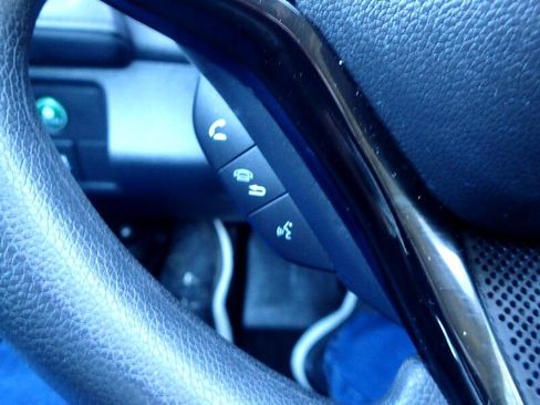 Used 2019 Honda HR-V EX image 17