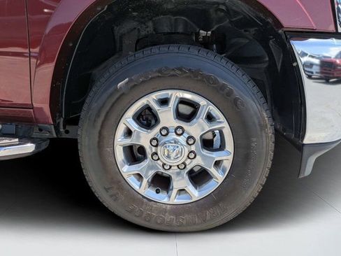 Used 2021 RAM 2500 Laramie w/ Chrome Appearance Group AWD/4WD image 10