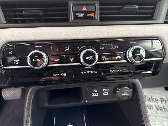 Used 2025 Honda Pilot EX-L image 15