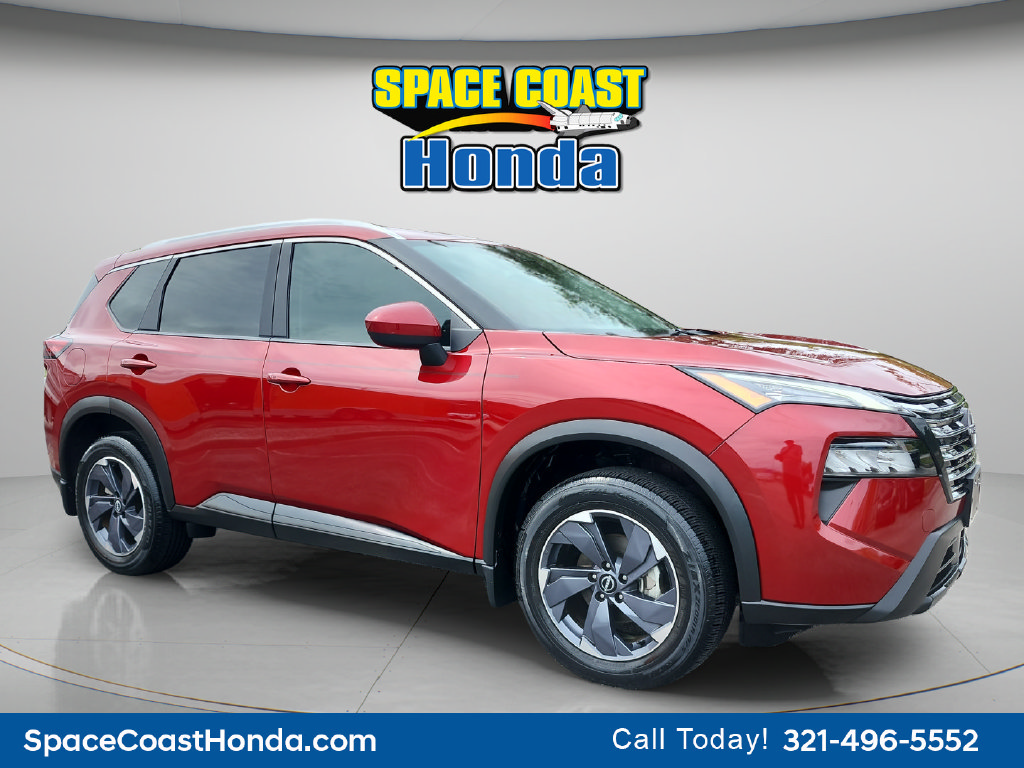 Used 2025 Nissan Rogue SV w/ SV Premium Package FWD image 1