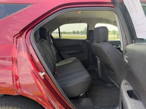 Used 2017 Chevrolet Equinox LT w/ Convenience Package FWD image 9