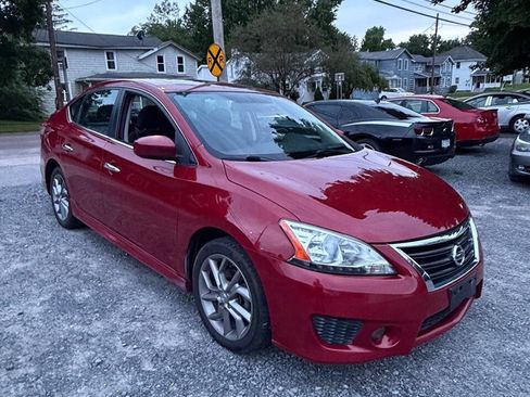 Used 2013 Nissan Sentra SR w/ Premium Pkg FWD image 7