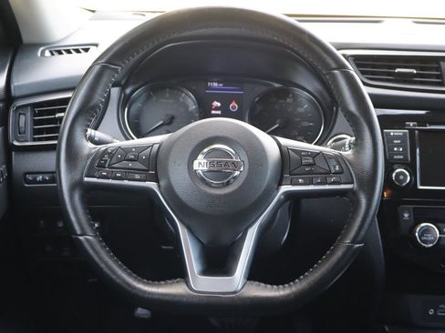 Used 2018 Nissan Rogue SL AWD/4WD image 18