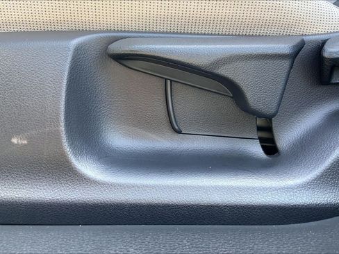 Used 2024 Toyota Corolla LE FWD image 34