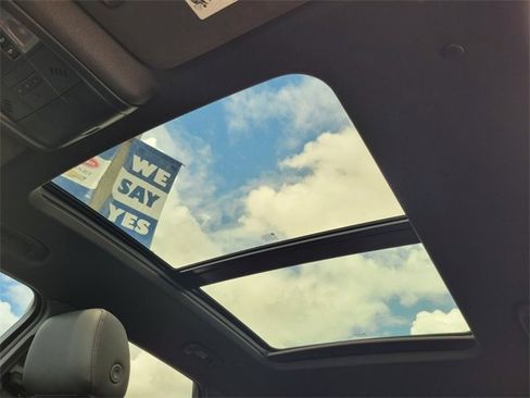 Used 2023 Chevrolet Blazer RS w/ Driver Confidence II Package image 24