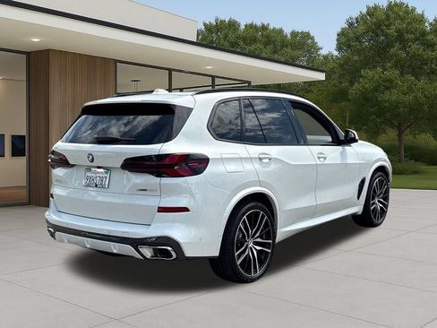 Used 2026 BMW X5 sDrive40i w/ M Sport Package RWD image 9
