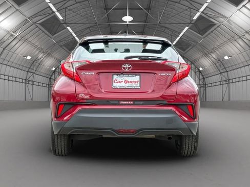 Used 2019 Toyota C-HR Limited FWD image 6