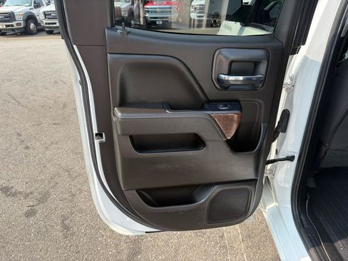 Used 2017 GMC Sierra 1500 SLE w/ SLE Value Package AWD/4WD image 33