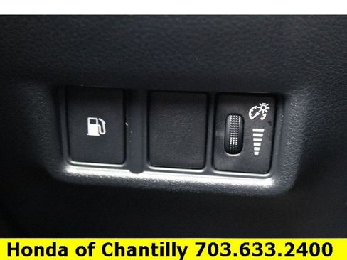 Used 2021 Toyota C-HR XLE image 16