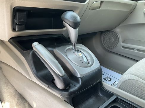 Used 2010 Honda Civic LX image 31