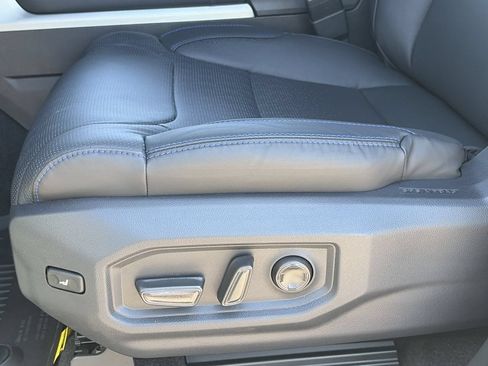 New 2026 Toyota Tundra Platinum AWD/4WD image 16