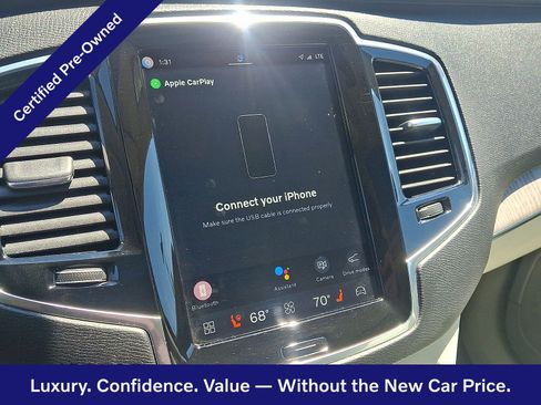 Certified 2023 Volvo XC90 B6 Plus w/ Protection Package AWD/4WD image 17