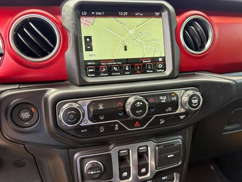 Used 2021 Jeep Wrangler Rubicon AWD/4WD image 11