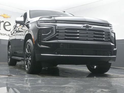 New 2026 Chevrolet Tahoe Premier image 3