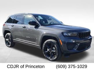 New 2025 Jeep Grand Cherokee Altitude 360° Tour