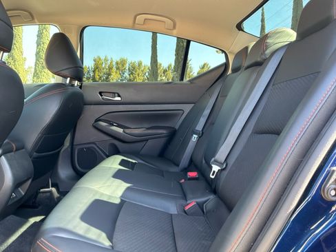 Used 2023 Nissan Altima 2.5 SR AWD/4WD image 16