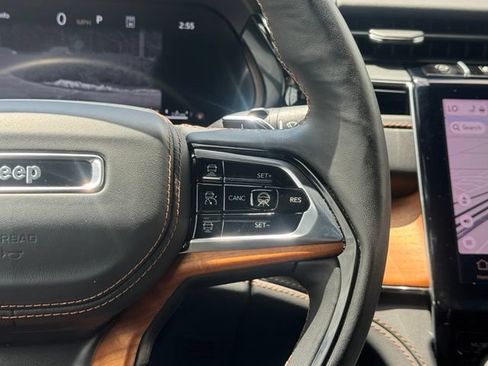 Used 2024 Jeep Grand Cherokee Summit AWD/4WD image 21