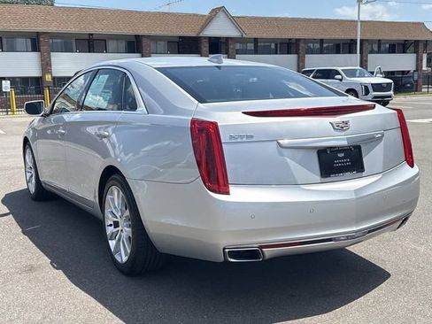 Used 2016 Cadillac XTS Luxury w/ Driver Awareness Package FWD image 8
